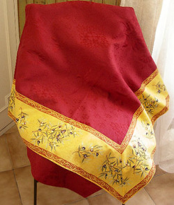French Jacquard multi-cover (olives 2005 yellow - Delf bordeaux)